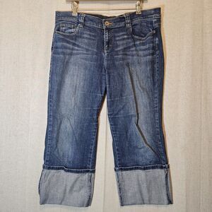 DKNY Soho Capri Jeans Large Cuff Women Size 10 Medium Wash Back Tab Pockets